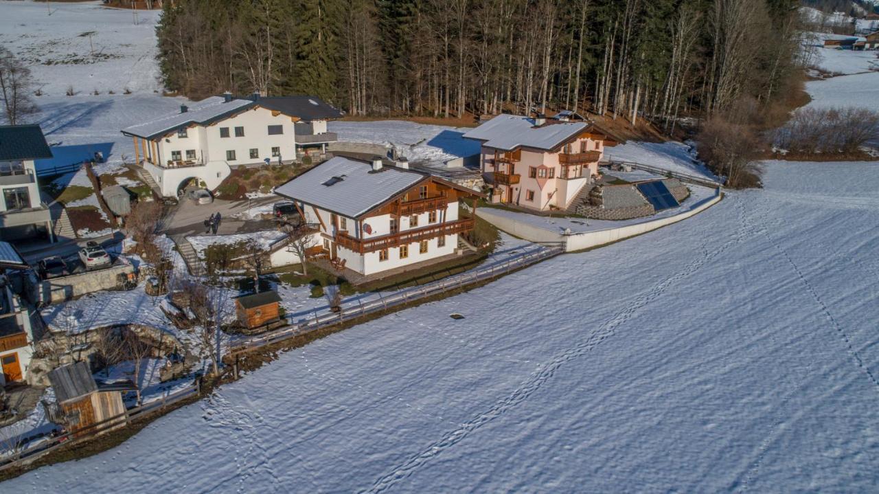 Ferienwohnung Antonia Пфарверфен Екстериор снимка