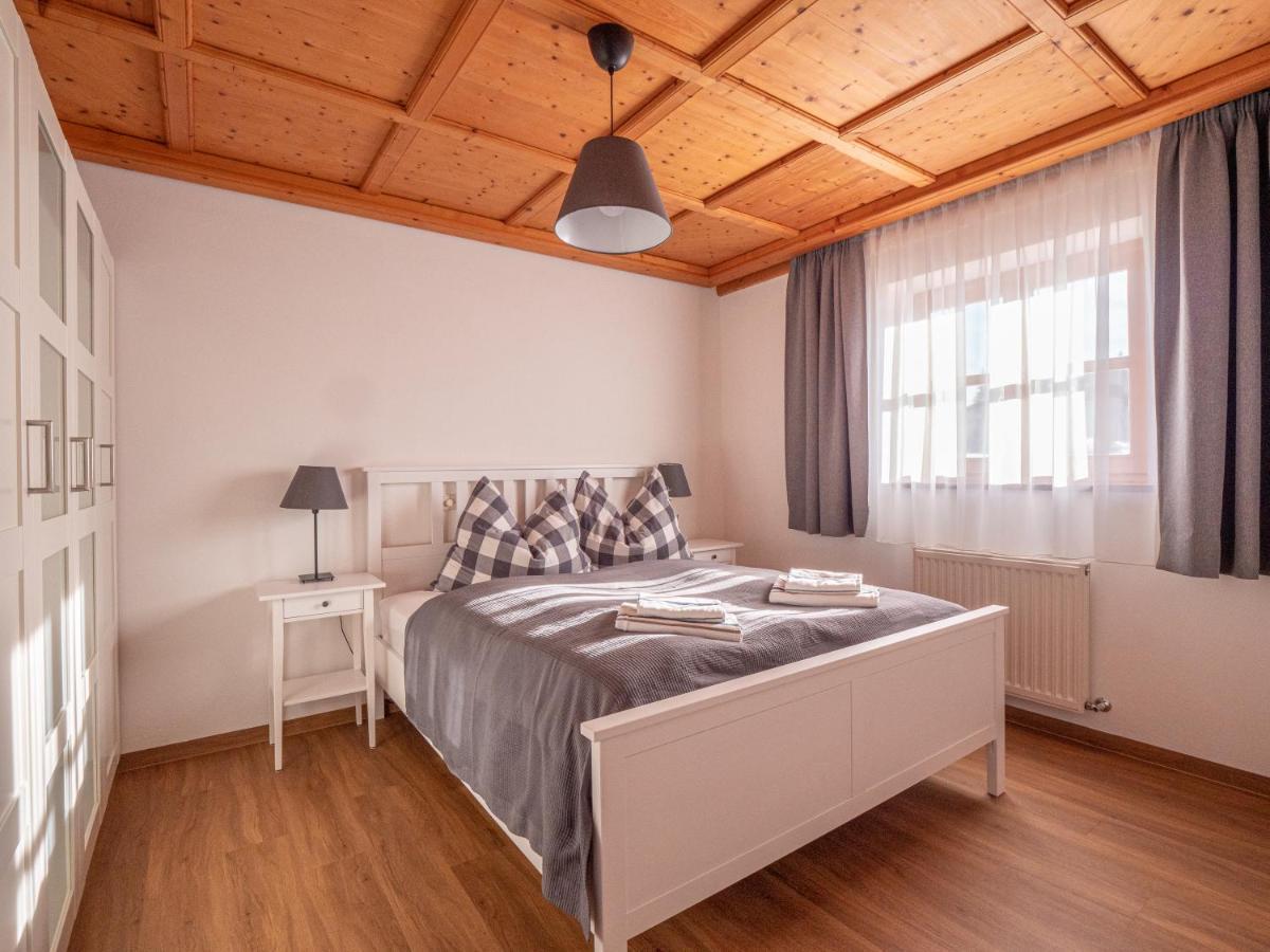 Ferienwohnung Antonia Пфарверфен Екстериор снимка
